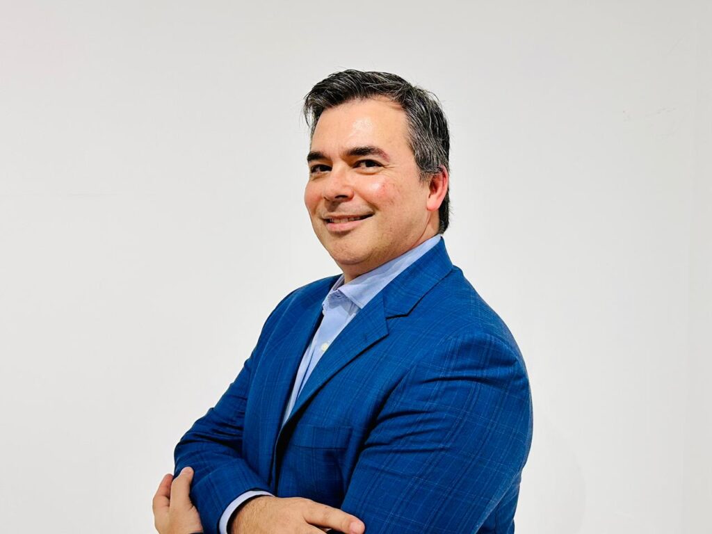 Alexandre Escobar assume direção do Pompéia Pryme